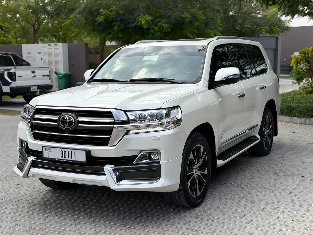 TOYOTA Land Cruiser VXR Grand Touring 2021 - photo 8 - Import Émirats | International Cars