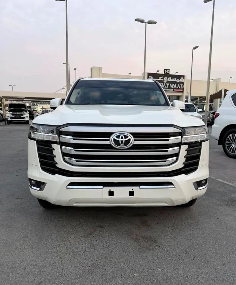TOYOTA Land Cruiser GXR 2024 - photo 2 - Import Émirats | International Cars
