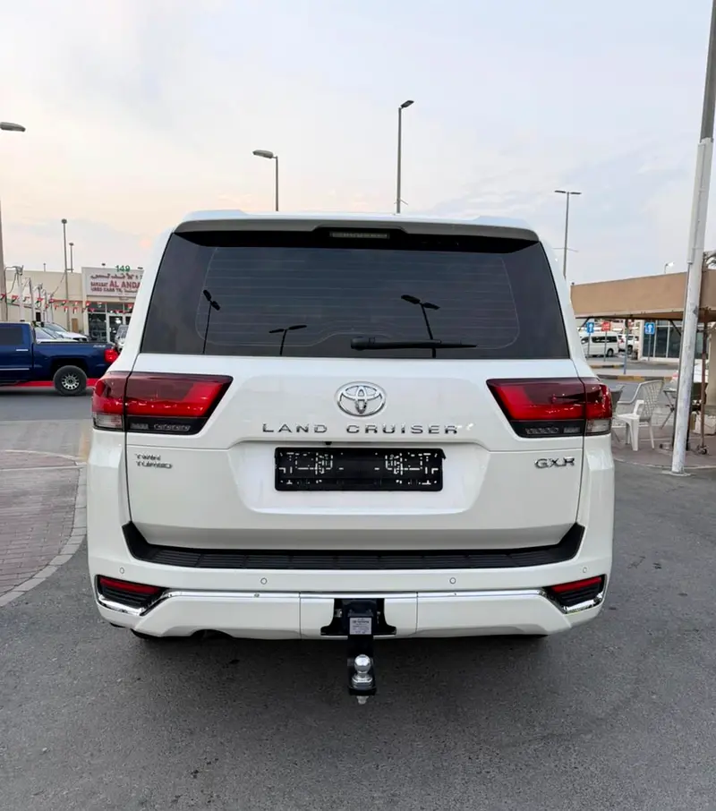 TOYOTA Land Cruiser GXR 2024 - photo 8 - Import Émirats | International Cars