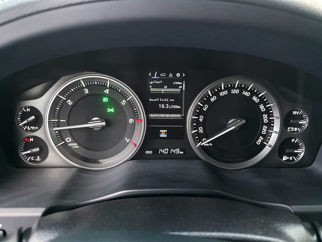 TOYOTA Land Cruiser GXR Grand Touring 2021 - photo 12 - Import Émirats | International Cars