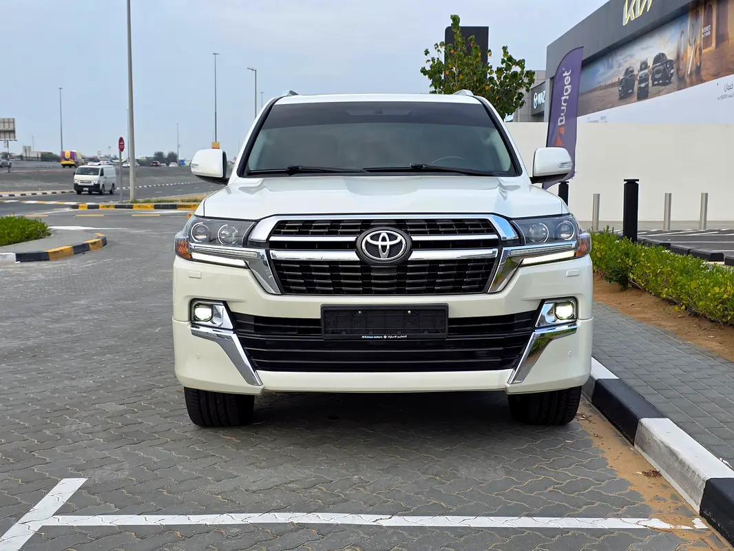 TOYOTA Land Cruiser GXR Grand Touring 2021 - photo 3 - Import Émirats | International Cars