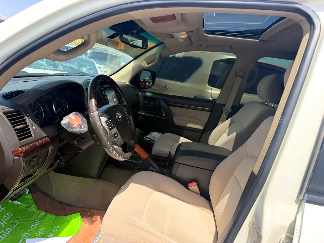 TOYOTA Land Cruiser GXR 2009 - photo 3 - Import Émirats | International Cars