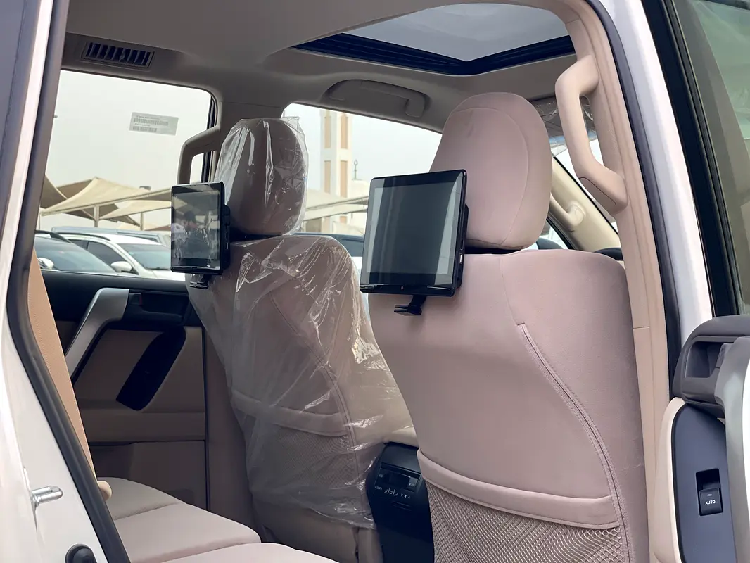 TOYOTA Prado GXR 2023 - photo 10 - Import Émirats | International Cars