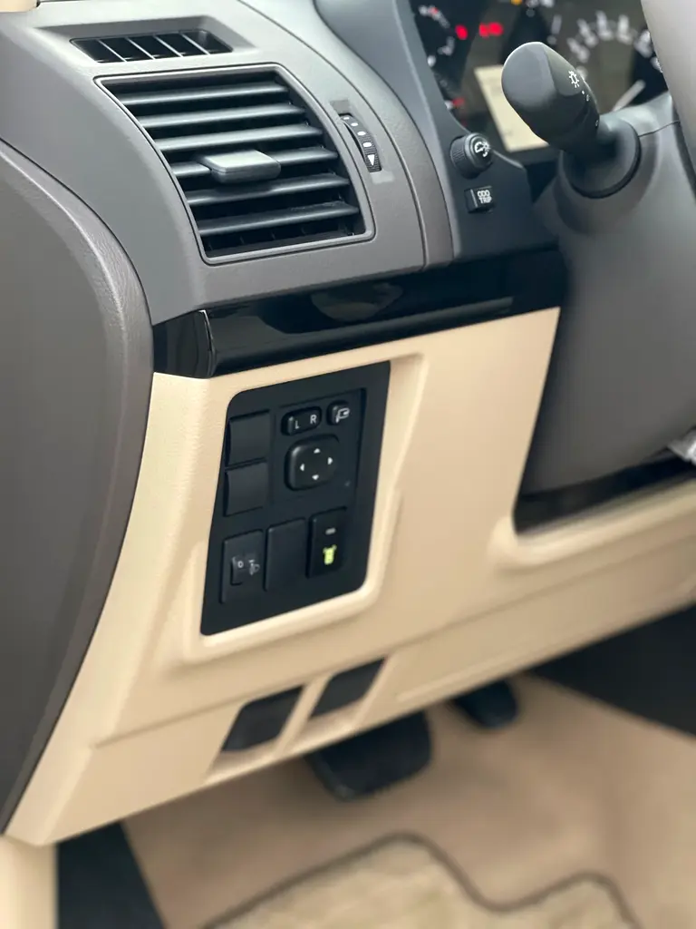 TOYOTA Prado GXR 2023 - photo 8 - Import Émirats | International Cars