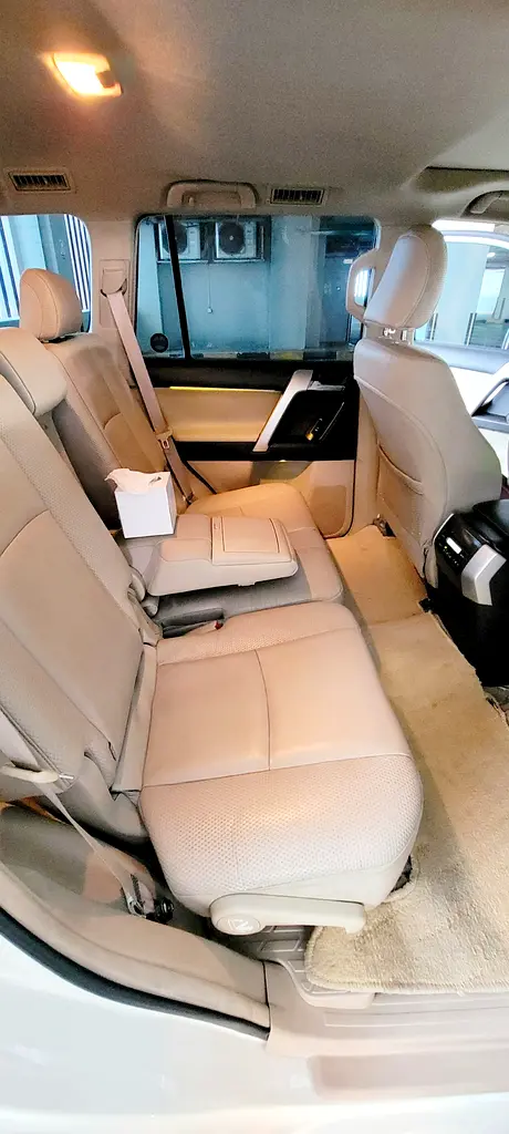 TOYOTA Prado VXL 2010 - photo 5 - Import Émirats | International Cars