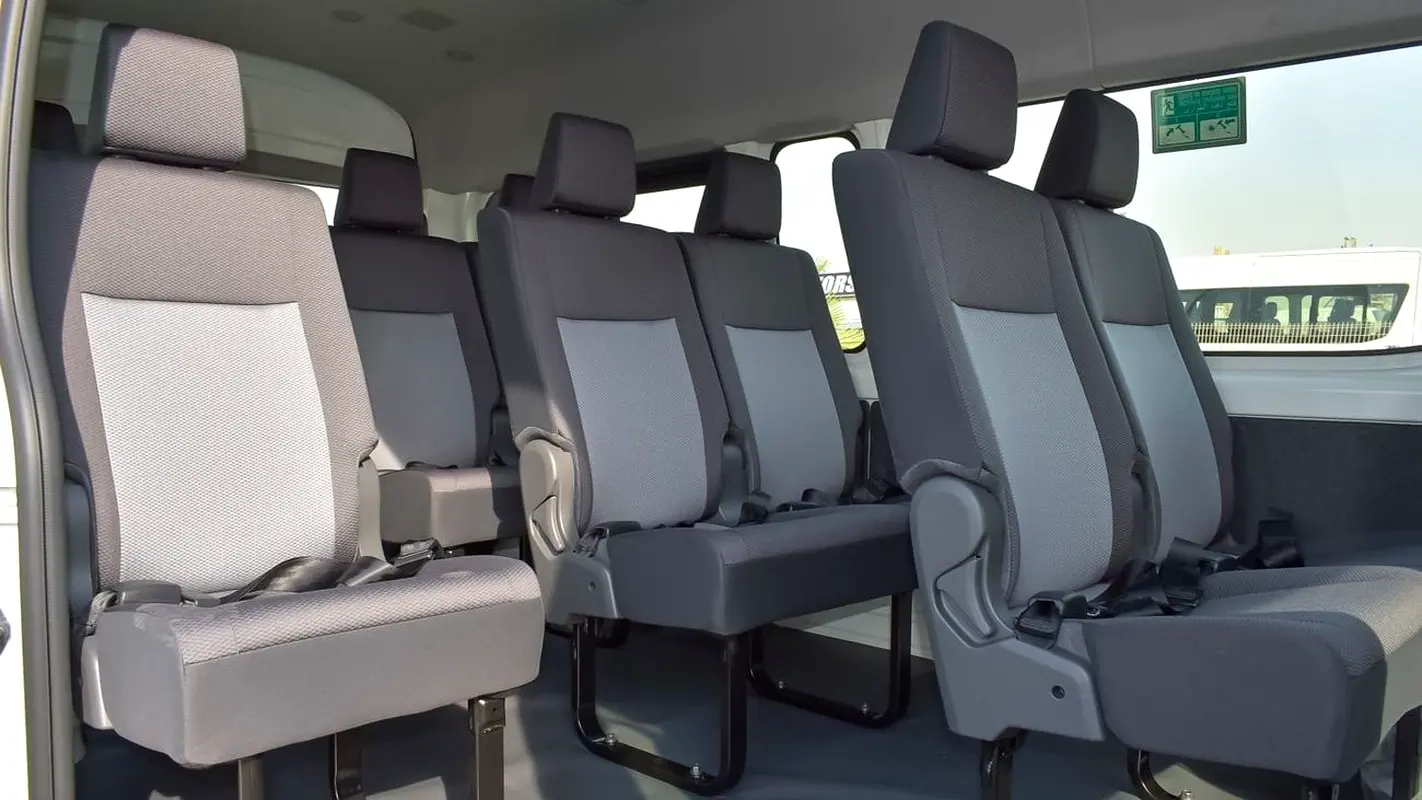 TOYOTA Hiace Standard 2026 - photo 11 - Import Émirats | International Cars