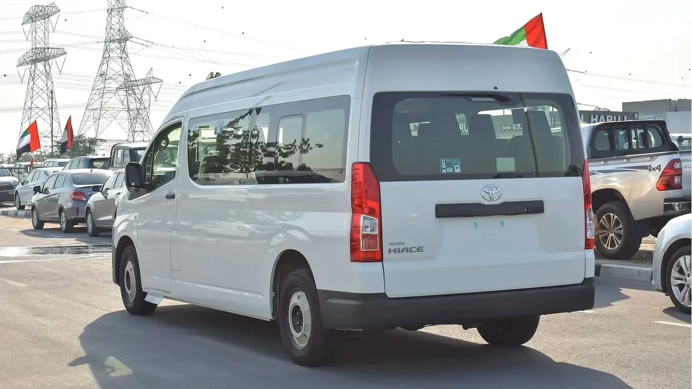 TOYOTA Hiace Standard 2026 - photo 8 - Import Émirats | International Cars