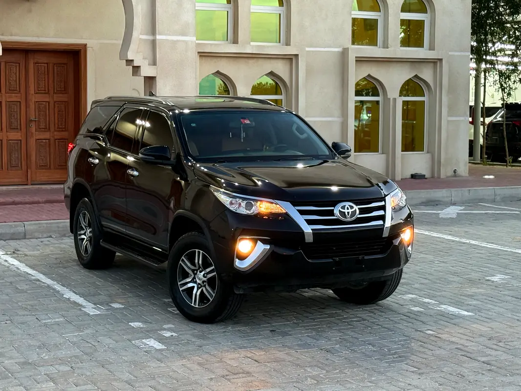 TOYOTA Fortuner EXR 2020 - photo 2 - Import Émirats | International Cars