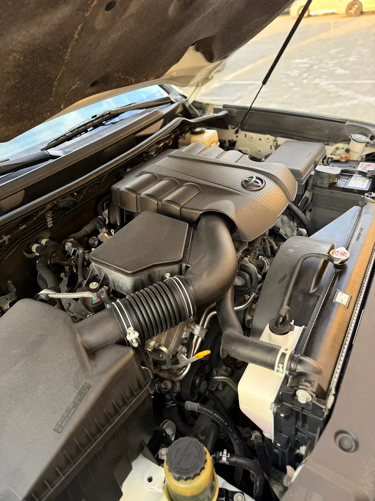 TOYOTA Land Cruiser GXR Grand Touring 2021 - photo 10 - Import Émirats | International Cars