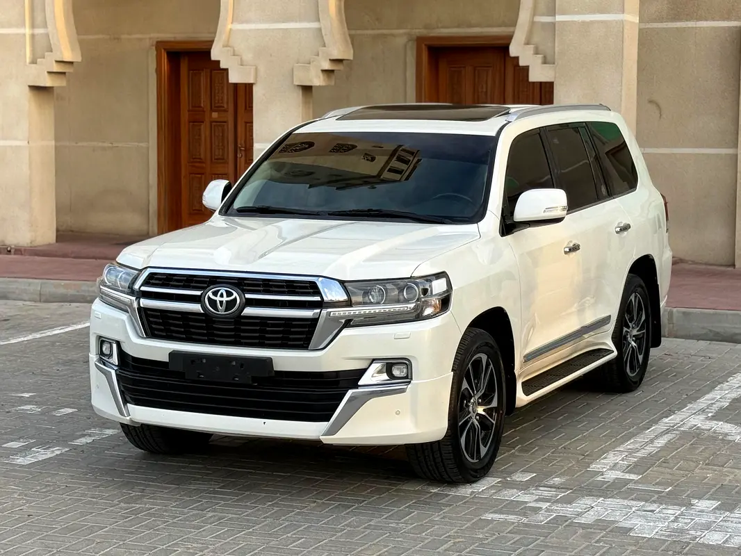 TOYOTA Land Cruiser GXR Grand Touring 2021 - photo 3 - Import Émirats | International Cars