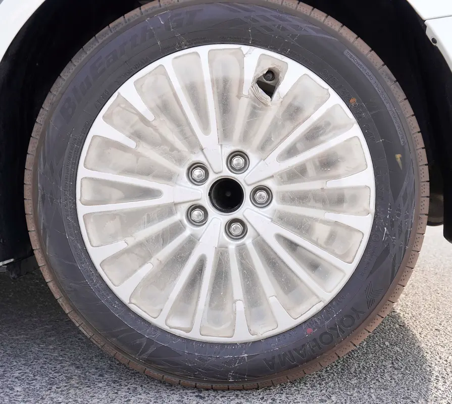 TOYOTA Camry GLE 2025 - photo 5 - Import Émirats | International Cars