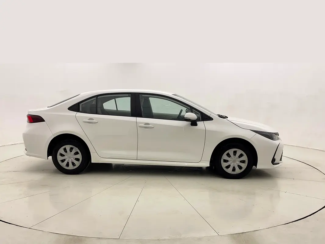 TOYOTA Corolla XLI 2024 - photo 5 - Import Émirats | International Cars