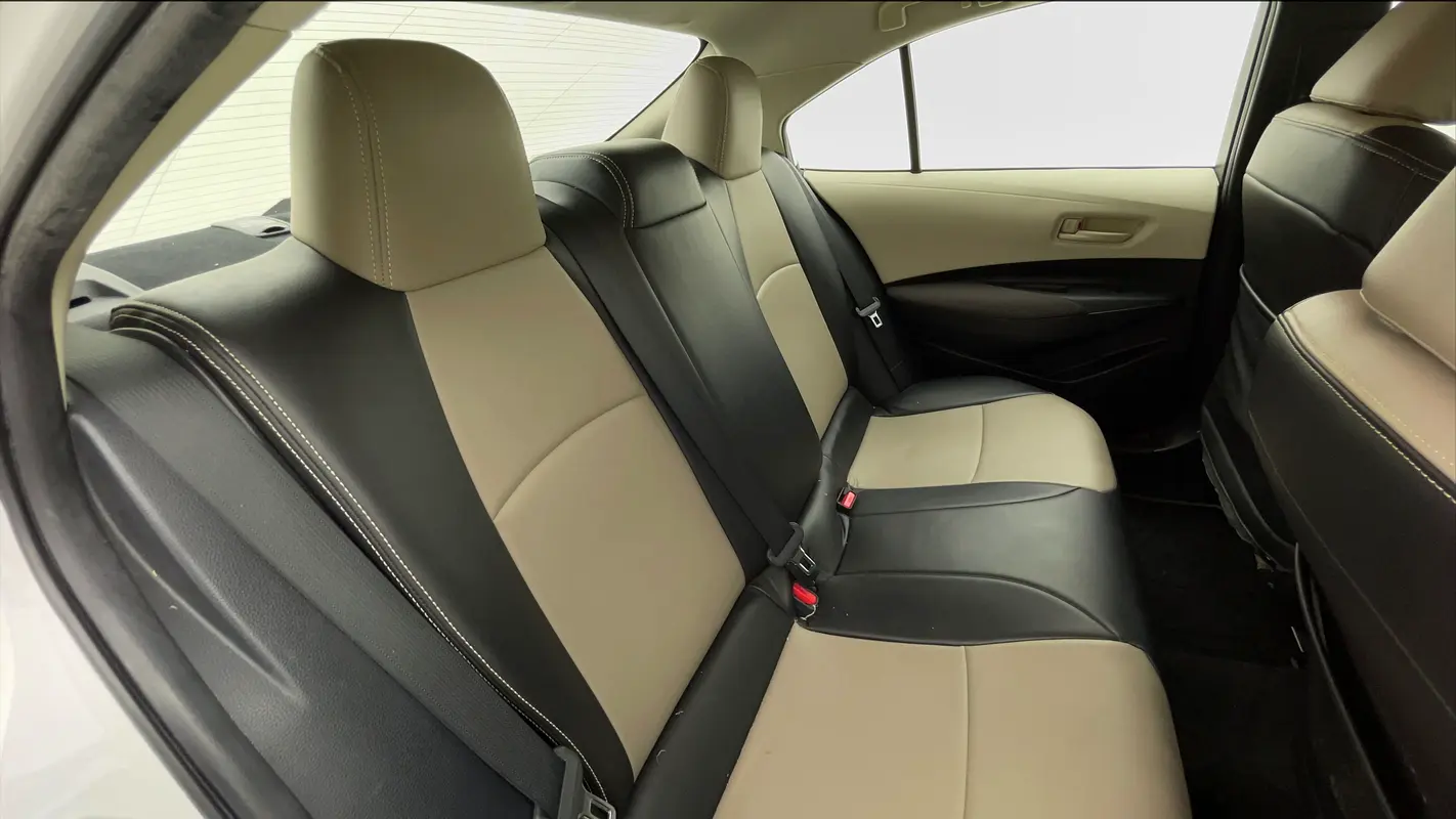 TOYOTA Corolla XLI 2022 - photo 10 - Import Émirats | International Cars