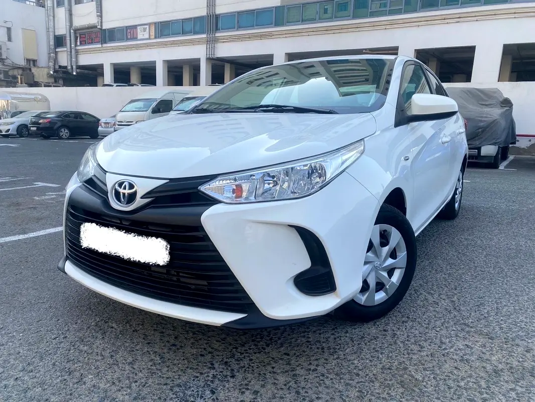 TOYOTA Yaris SE 2022