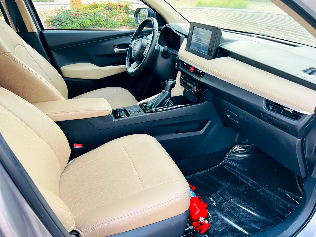 TOYOTA Yaris G 2024 - photo 12 - Import Émirats | International Cars