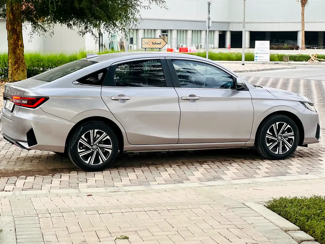 TOYOTA Yaris G 2024 - photo 5 - Import Émirats | International Cars