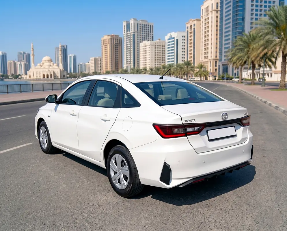 TOYOTA Yaris E 2023 - photo 3 - Import Émirats | International Cars