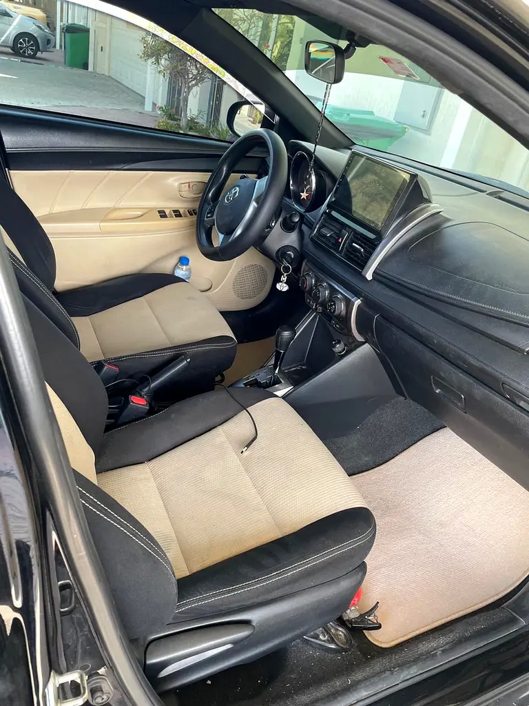 TOYOTA Yaris Other 2017 - photo 3 - Import Émirats | International Cars