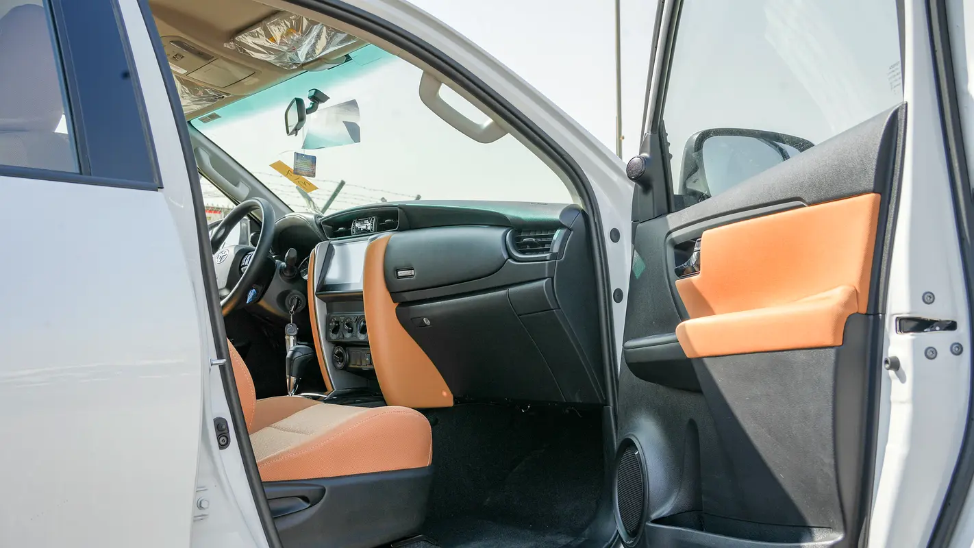 TOYOTA Fortuner Other 2026 - photo 10 - Import Émirats | International Cars