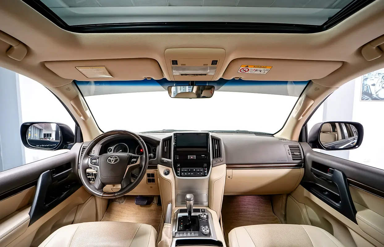TOYOTA Land Cruiser GXR Grand Touring 2019 - photo 8 - Import Émirats | International Cars