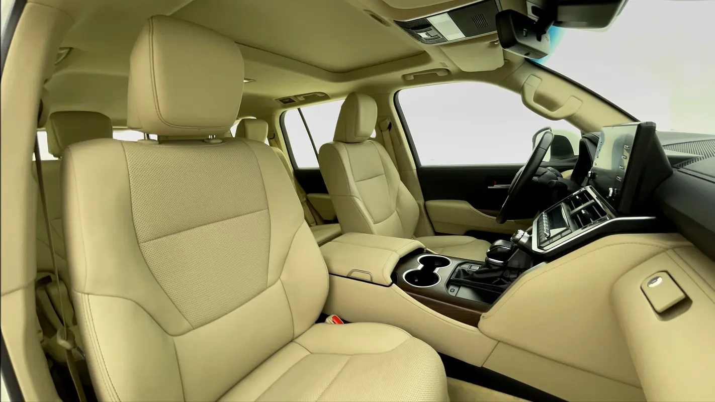 TOYOTA Land Cruiser GXR 2024 - photo 6 - Import Émirats | International Cars