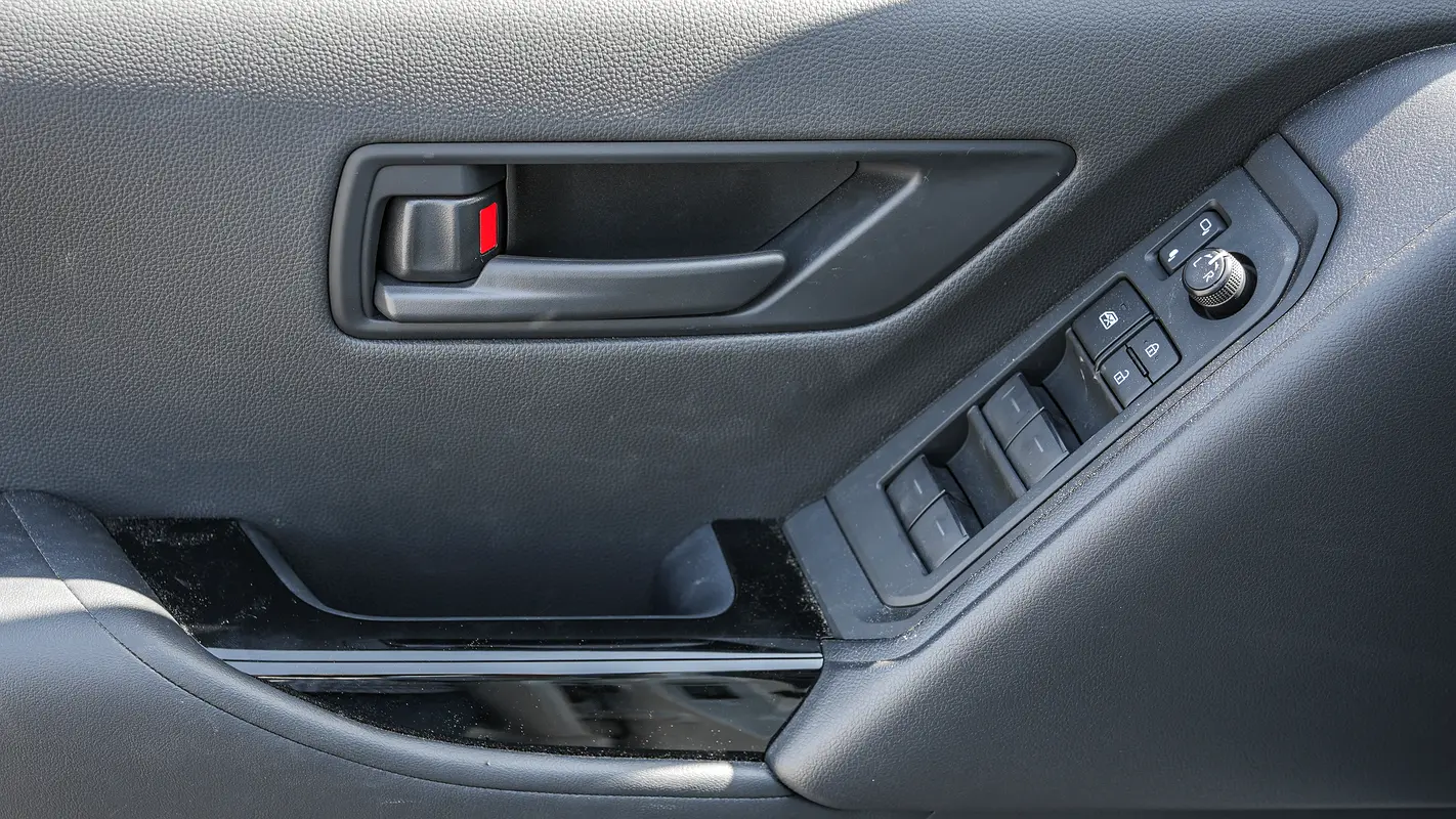 TOYOTA Land Cruiser 4.0L 2025 - photo 8 - Import Émirats | International Cars