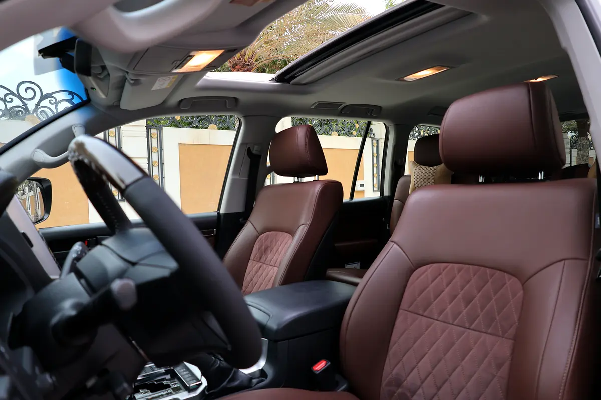 TOYOTA Land Cruiser GXR Grand Touring 2019 - photo 10 - Import Émirats | International Cars