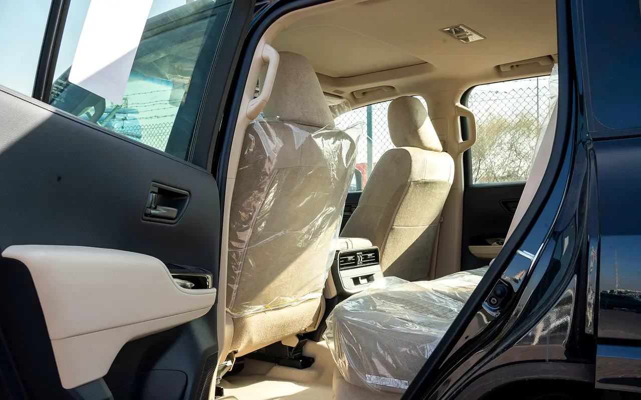TOYOTA Land Cruiser GXR 2026 - photo 9 - Import Émirats | International Cars