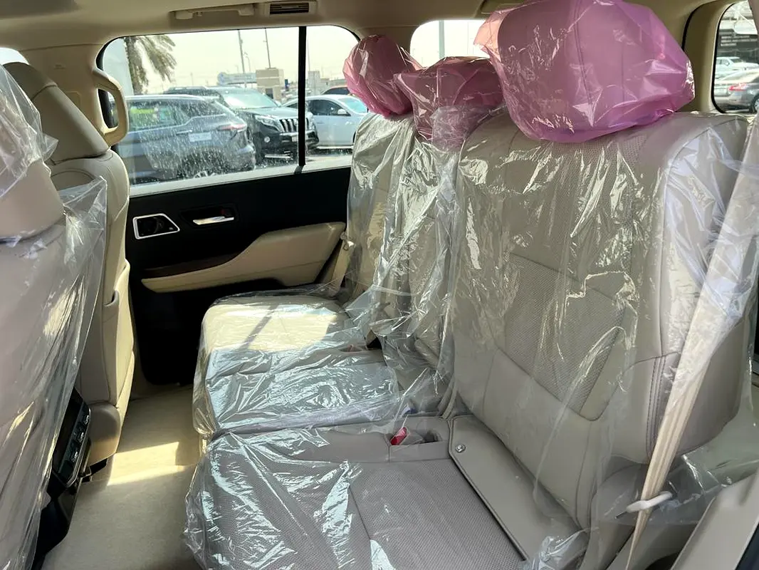 TOYOTA Land Cruiser VX 2025 - photo 11 - Import Émirats | International Cars