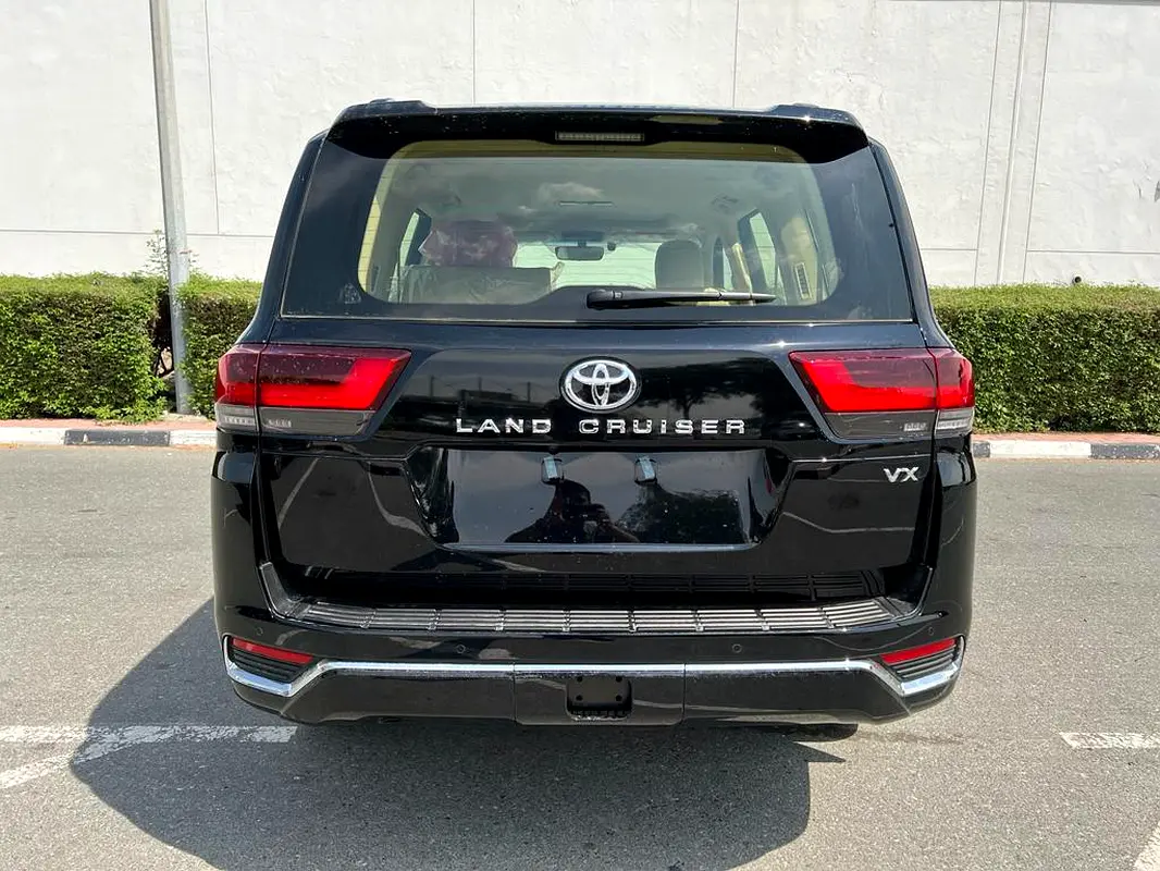 TOYOTA Land Cruiser VX 2025 - photo 4 - Import Émirats | International Cars