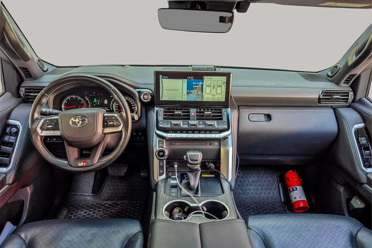 TOYOTA Land Cruiser GR Sport 2022 - photo 9 - Import Émirats | International Cars