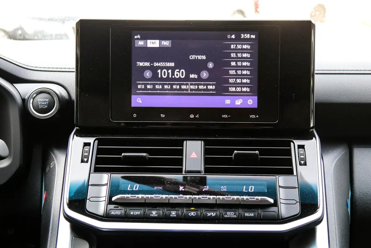 TOYOTA Land Cruiser GXR 2026 - photo 12 - Import Émirats | International Cars