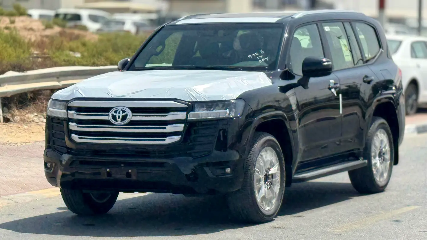 TOYOTA Land Cruiser GXR 2025