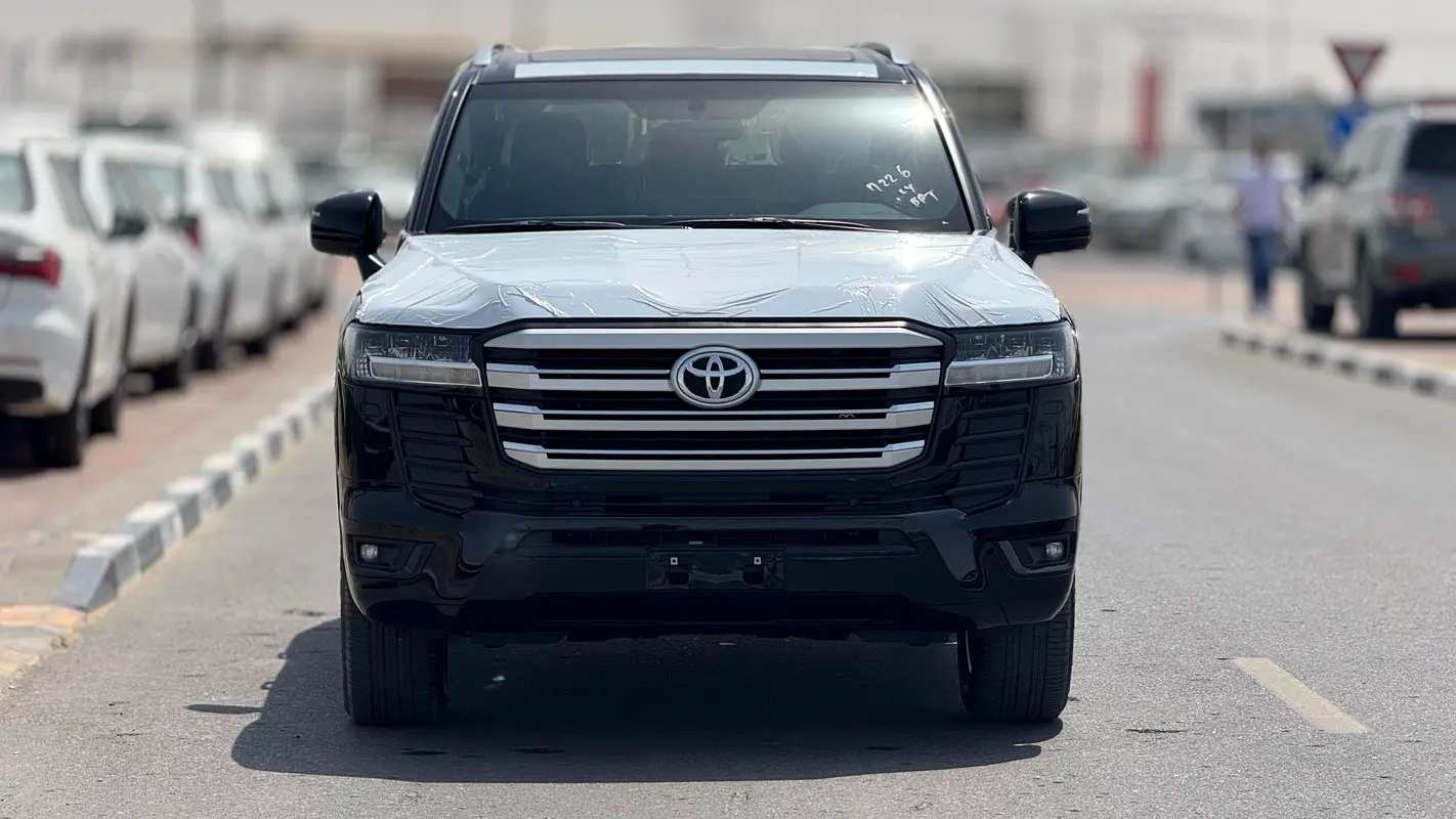 TOYOTA Land Cruiser GXR 2025 - photo 2 - Import Émirats | International Cars