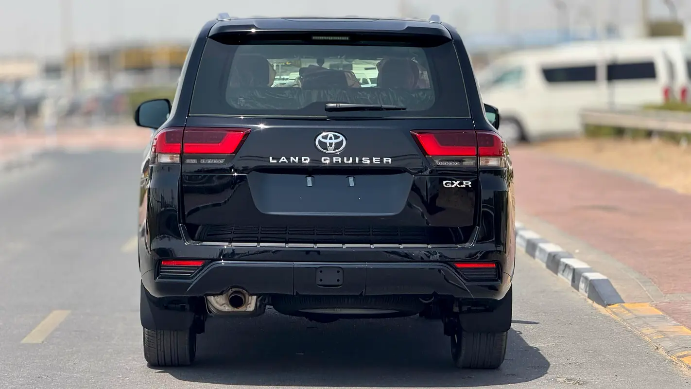 TOYOTA Land Cruiser GXR 2025 - photo 5 - Import Émirats | International Cars