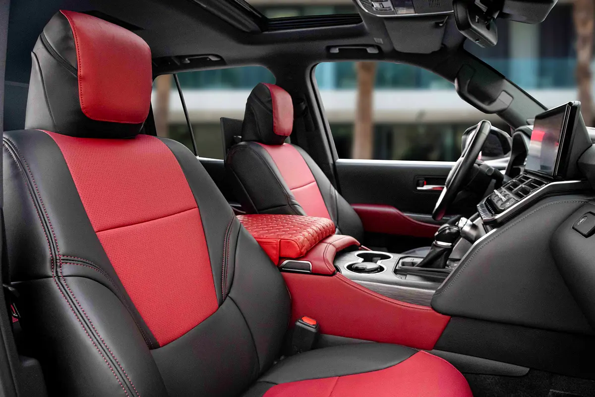 TOYOTA Land Cruiser GR Sport 2022 - photo 11 - Import Émirats | International Cars