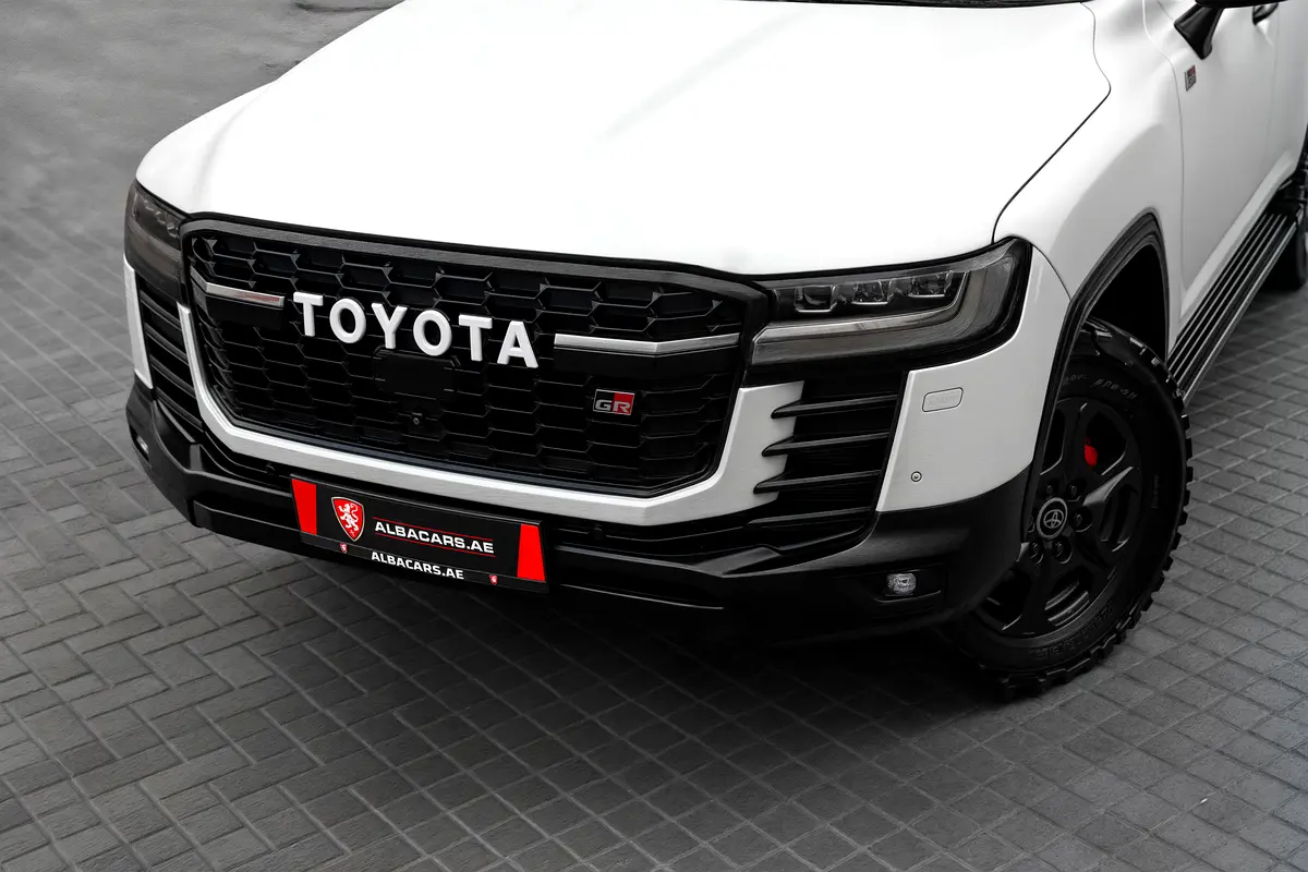 TOYOTA Land Cruiser GR Sport 2022 - photo 7 - Import Émirats | International Cars