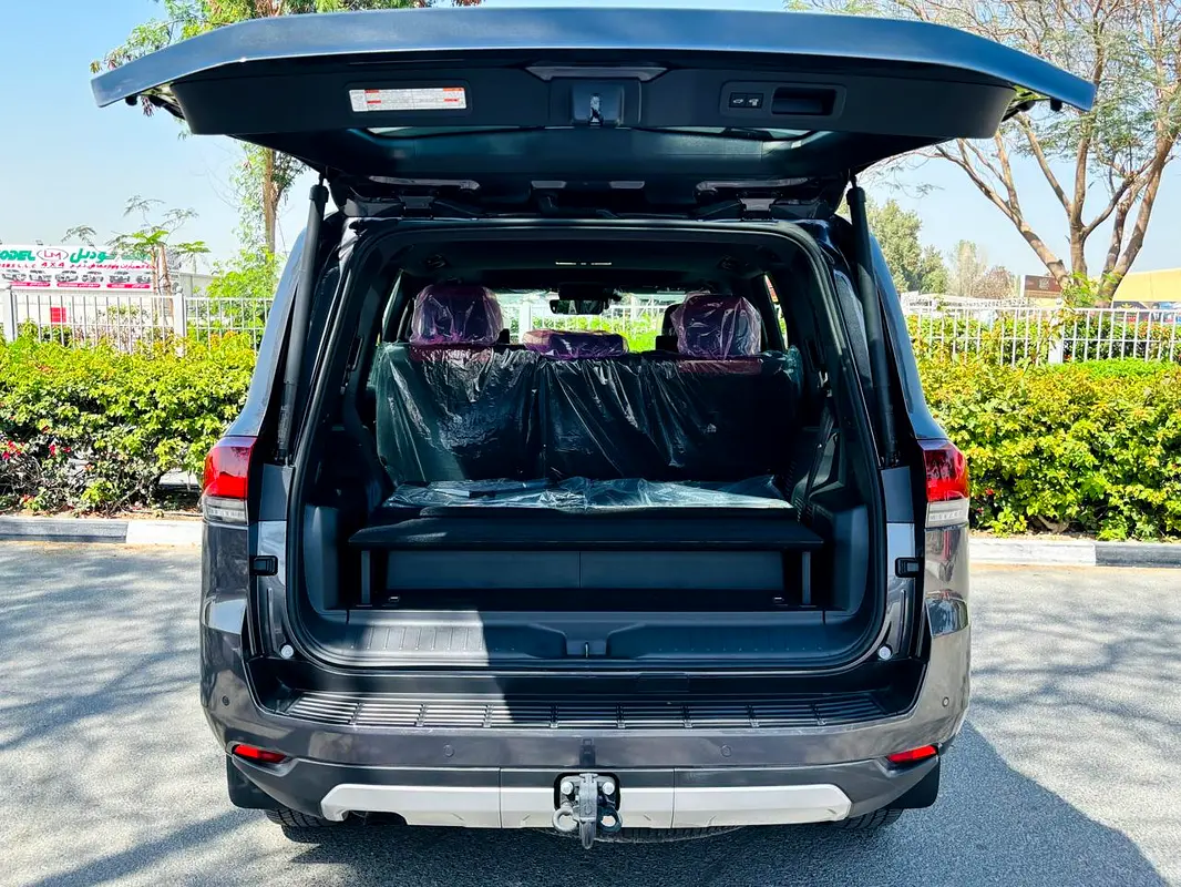 TOYOTA Land Cruiser GR Sport 2025 - photo 6 - Import Émirats | International Cars
