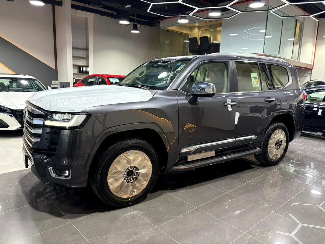 TOYOTA Land Cruiser VXR 2026