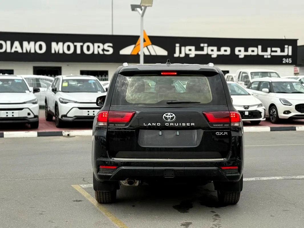 TOYOTA Land Cruiser GXR 2026 - photo 4 - Import Émirats | International Cars