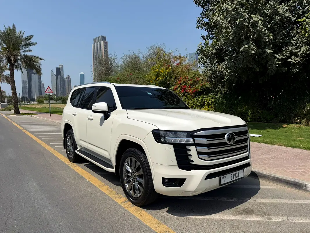 TOYOTA Land Cruiser GXR 2022 - photo 4 - Import Émirats | International Cars