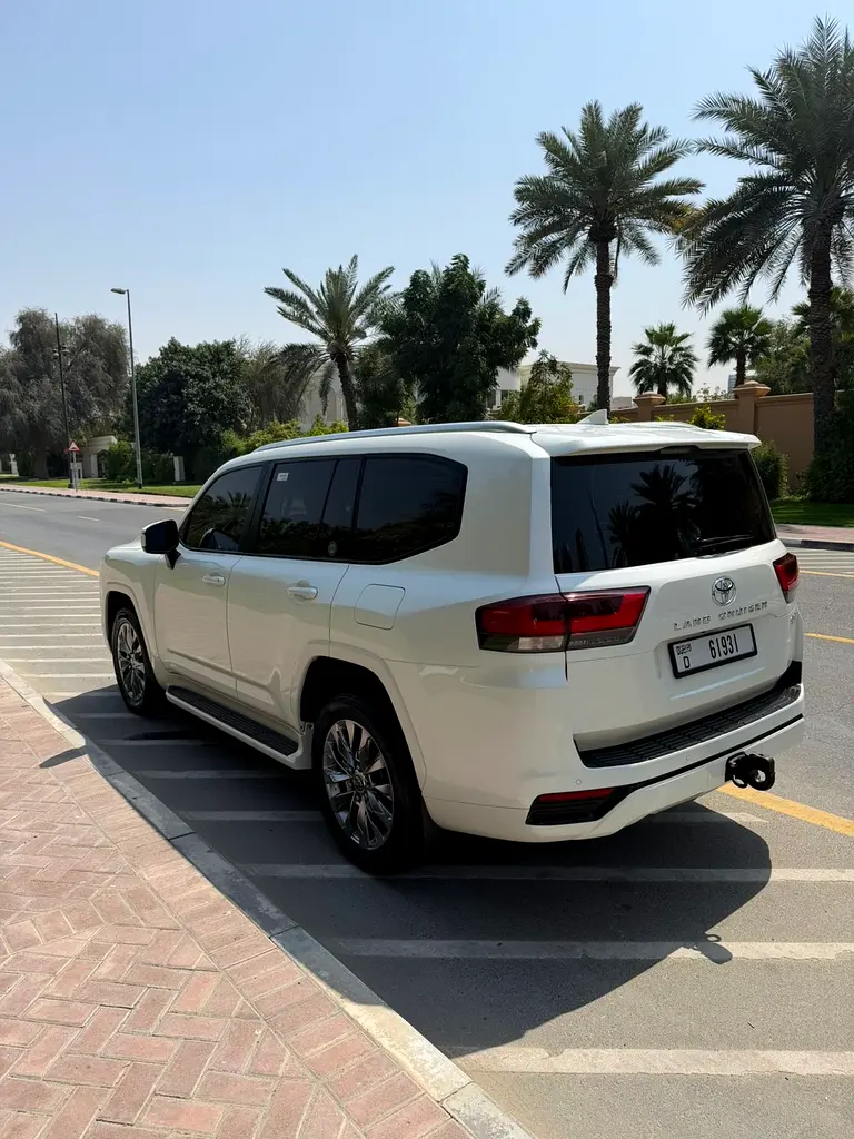 TOYOTA Land Cruiser GXR 2022 - photo 5 - Import Émirats | International Cars