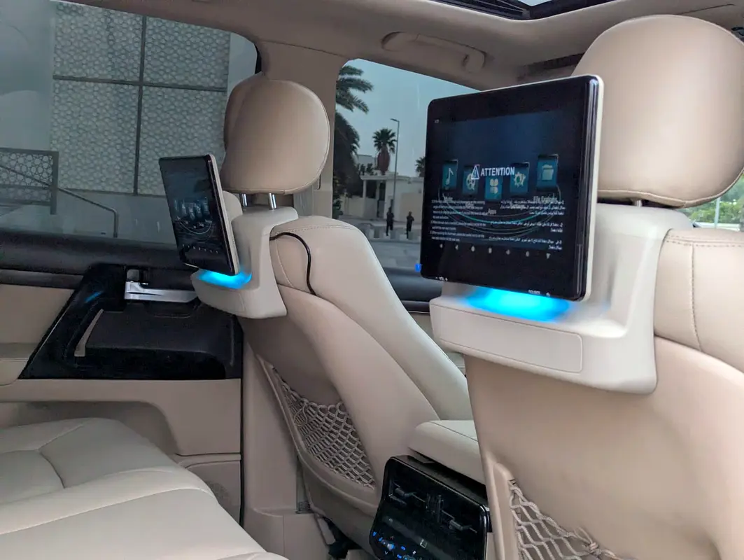 TOYOTA Land Cruiser GXR 2015 - photo 4 - Import Émirats | International Cars