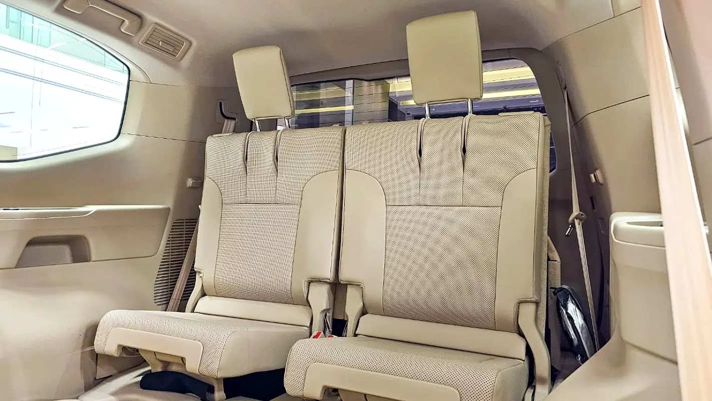 TOYOTA Land Cruiser GXR 2023 - photo 10 - Import Émirats | International Cars