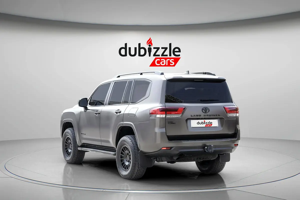 TOYOTA Land Cruiser EXR 2024 - photo 8 - Import Émirats | International Cars