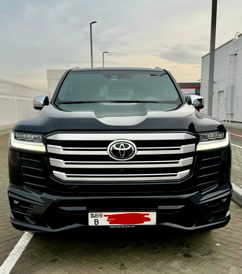 TOYOTA Land Cruiser VXR 2025