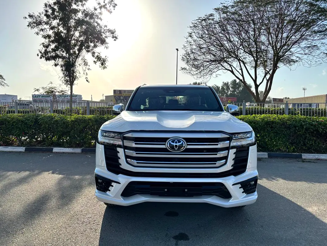 TOYOTA Land Cruiser VXR 2026