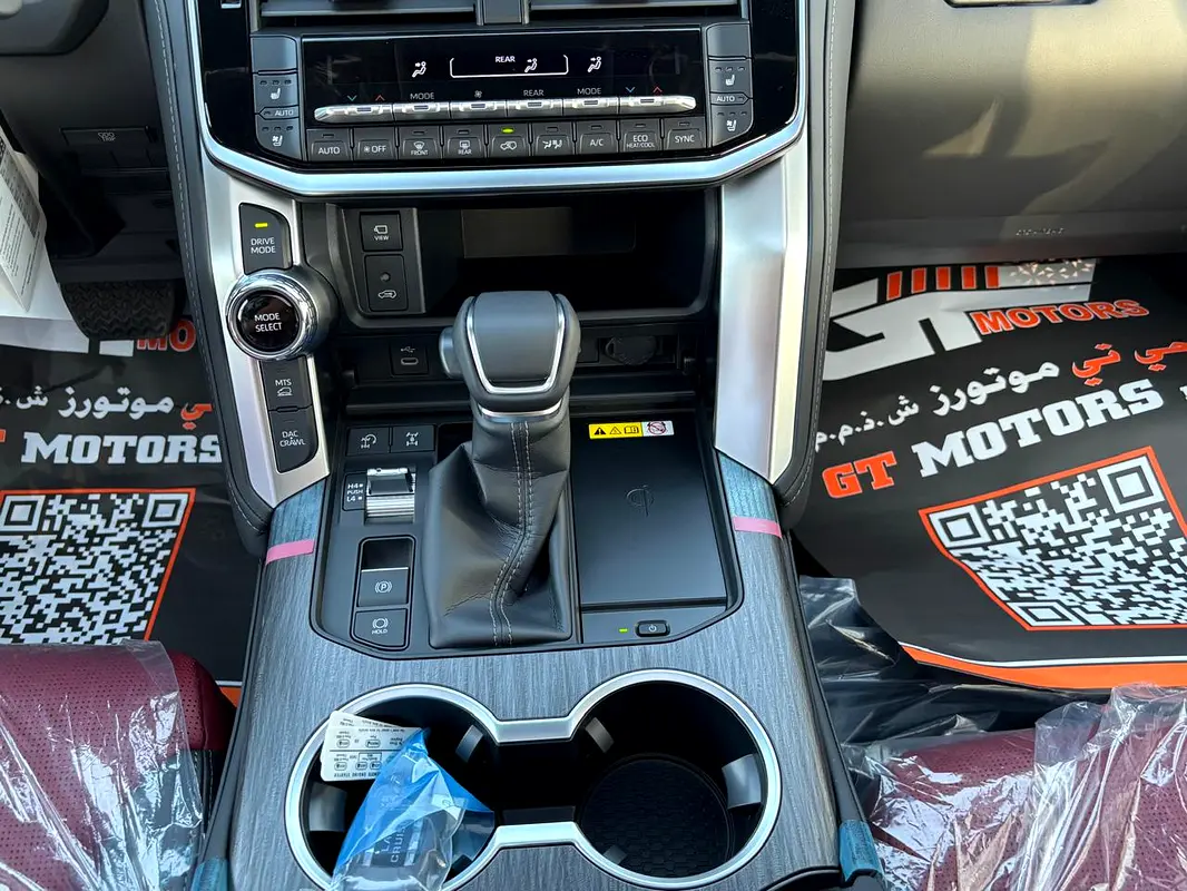 TOYOTA Land Cruiser VXR 2026 - photo 11 - Import Émirats | International Cars