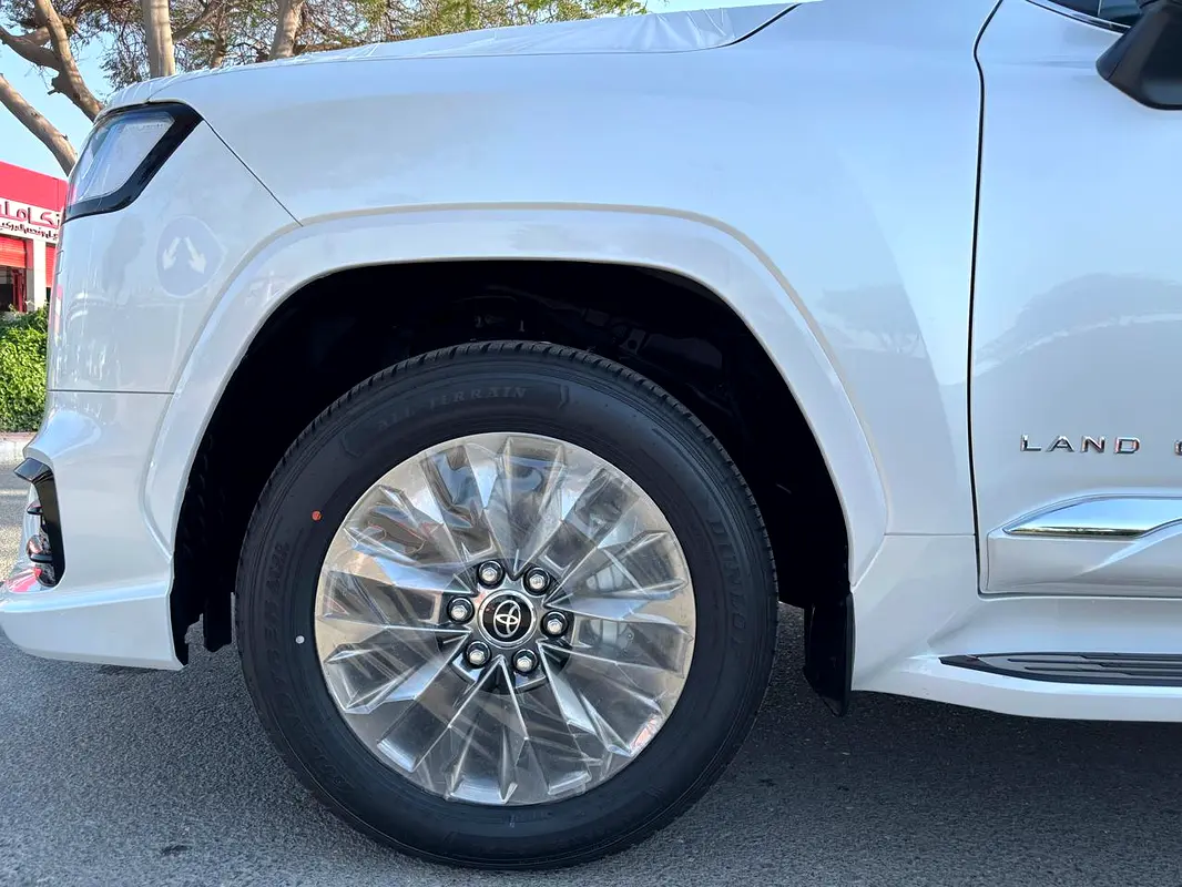 TOYOTA Land Cruiser VXR 2026 - photo 3 - Import Émirats | International Cars