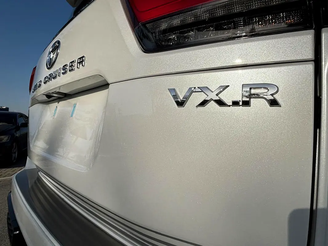 TOYOTA Land Cruiser VXR 2026 - photo 6 - Import Émirats | International Cars